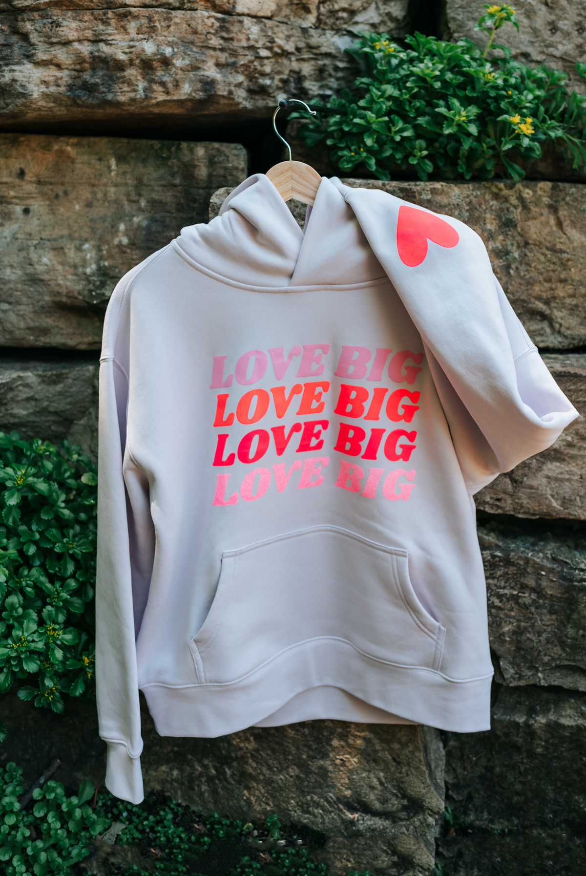 Hoodies & Sweatshirts
